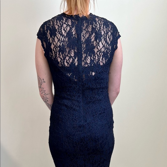 Lace Maxi Gown- Le Chateau - Picture 4 of 5